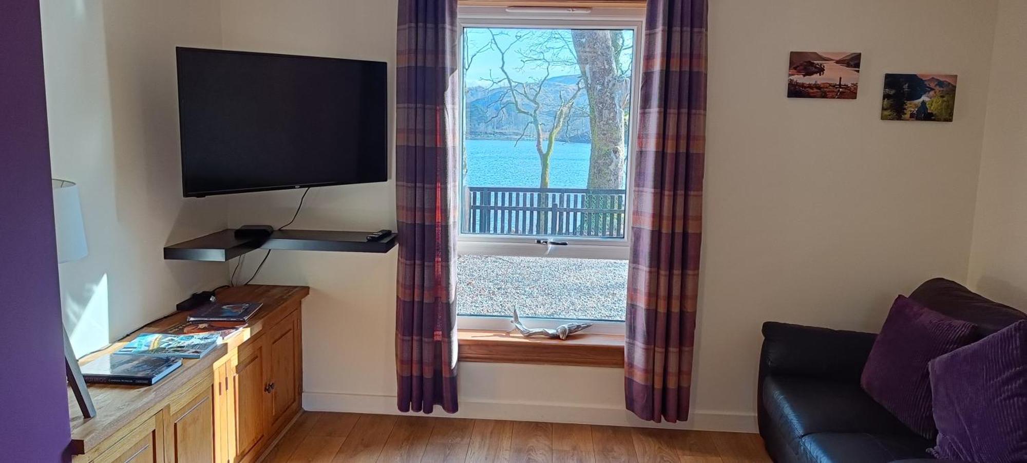 Number 4, Loch Shiel View Holiday home Glenfinnan